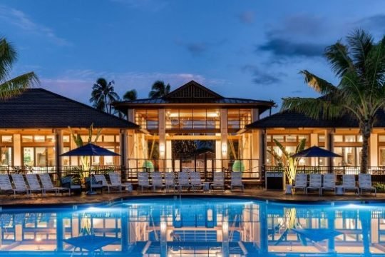 Krisumi Waterfall Residence club house